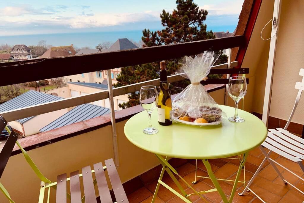 Trouville-Apt Renove-Balcon Magnifique Vue Mer Eksteriør billede