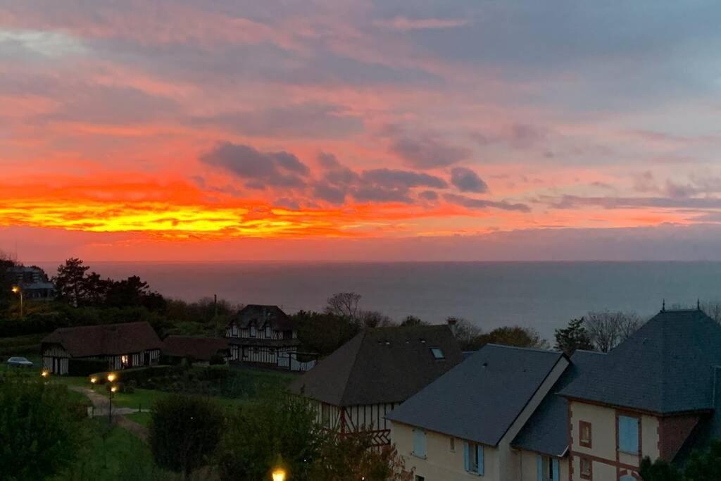 Trouville-Apt Renove-Balcon Magnifique Vue Mer Eksteriør billede